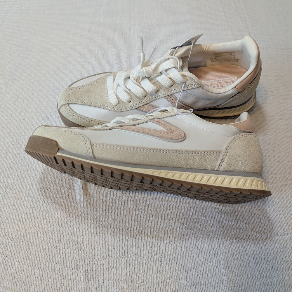 Tretorn White and Tan Athletic Shoes - Picture 5 of 7